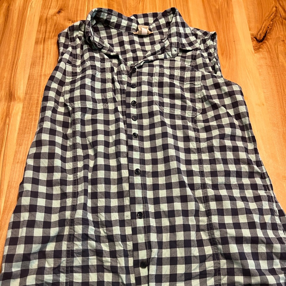 Duluth Sleeveless Flannel